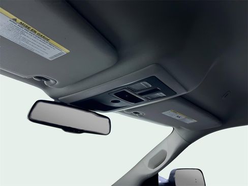 Used 2017 RAM 2500 SLT image 26