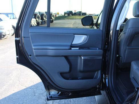 New 2025 Ford Expedition Active AWD/4WD image 16