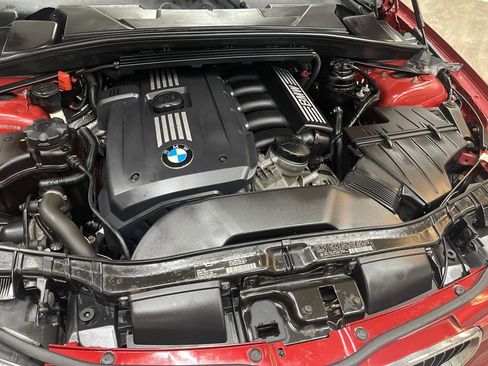 Used 2013 BMW 128i Convertible RWD image 37