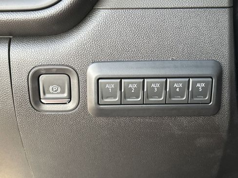 New 2025 GMC Sierra 3500 Pro w/ Convenience Package image 15