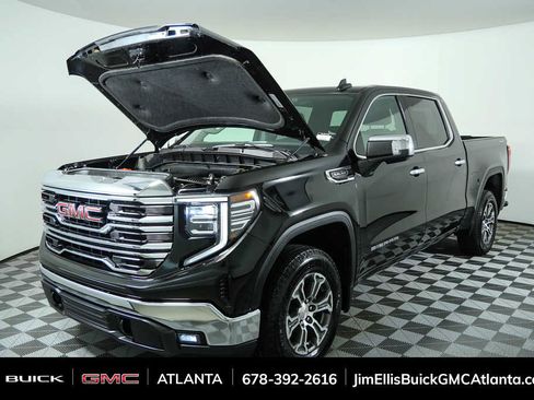 Used 2025 GMC Sierra 1500 SLT AWD/4WD image 30