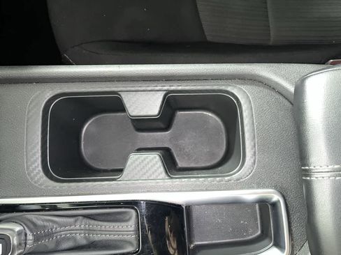 Used 2025 Nissan Sentra SV image 21