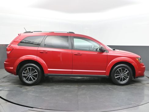 Used 2018 Dodge Journey SE w/ Blacktop Package FWD image 10