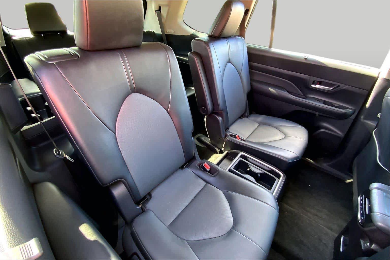 Used 2026 Toyota Grand Highlander FWD image 19