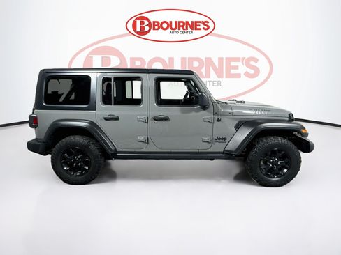 Used 2021 Jeep Wrangler Unlimited Sport AWD/4WD image 9
