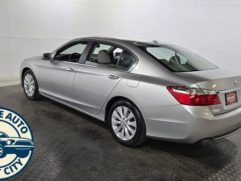 Used 2015 Honda Accord EX-L image 5