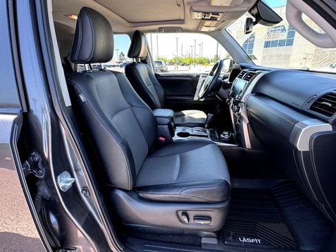 Used 2021 Toyota 4Runner SR5 Premium w/ Moonroof Package AWD/4WD image 37