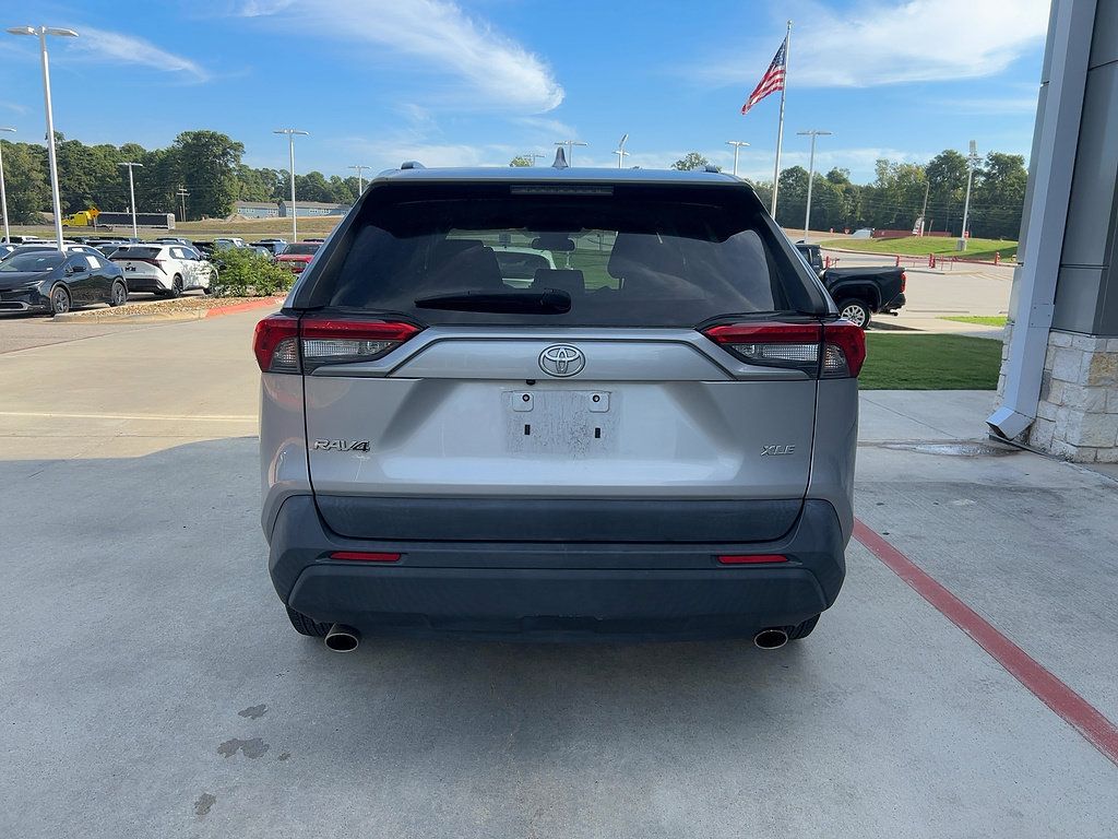 Used 2023 Toyota RAV4 XLE FWD image 3