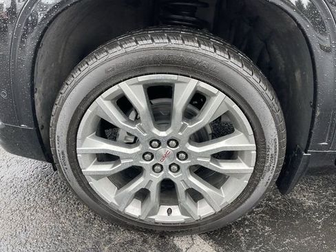 New 2026 GMC Acadia Denali w/ Super Cruise Package image 10