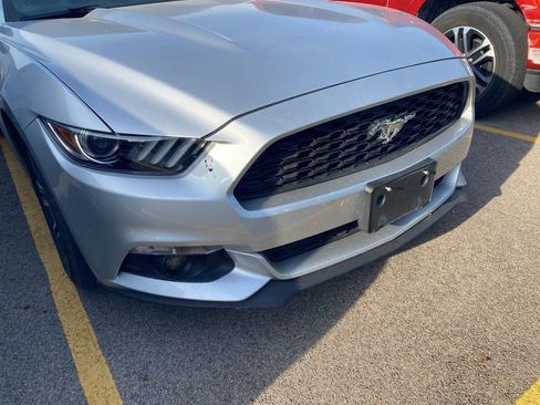 Used 2017 Ford Mustang Premium RWD image 3
