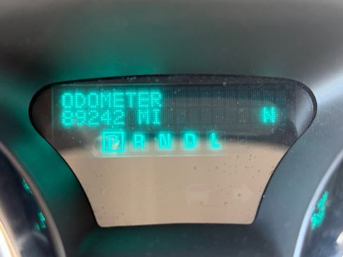 Used 2014 Buick Enclave Premium FWD image 2