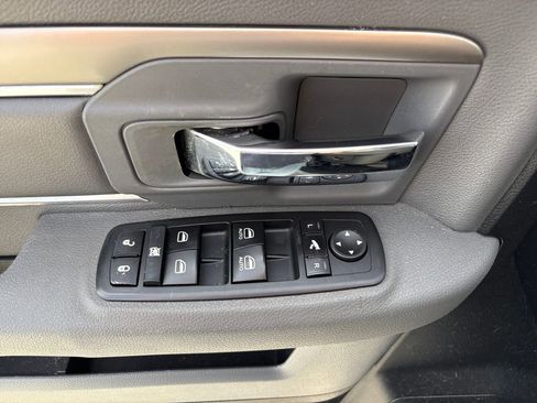 Used 2014 RAM 1500 Lone Star image 17
