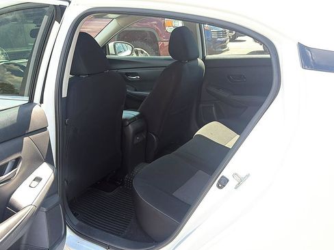 Certified 2024 Nissan Sentra SV FWD image 22