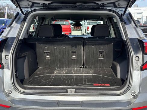 Used 2021 GMC Terrain SLE w/ LPO, Floor Liner Package image 5