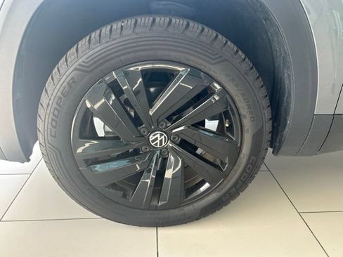 Certified 2023 Volkswagen Atlas Cross Sport SE w/ Black Wheel Package FWD image 22