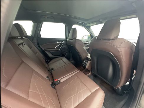 Used 2025 BMW X1 xDrive28i w/ Convenience Package AWD/4WD image 24
