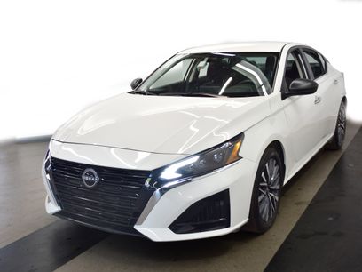 Used 2025 Nissan Altima 2.5 SV