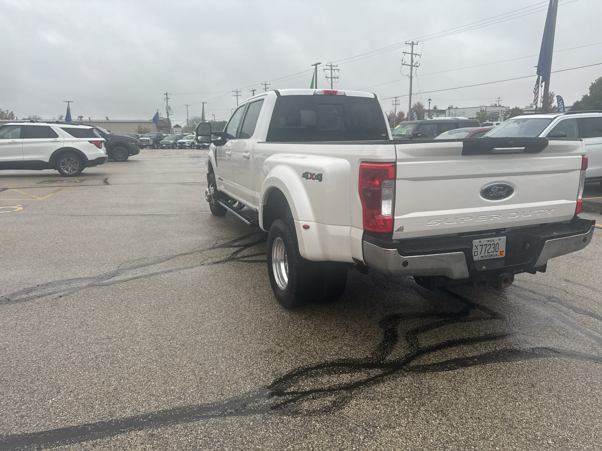 Used 2017 Ford F350 Lariat w/ Tow Technology Bundle AWD/4WD image 8