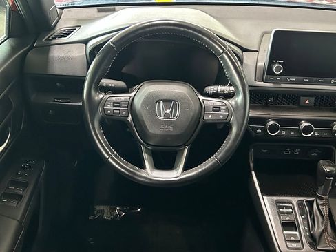 Used 2025 Honda CR-V Sport image 9