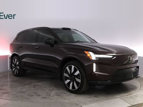 Used 2025 Volvo EX90 Plus AWD/4WD image 13