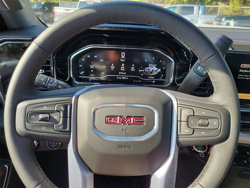 New 2025 GMC Sierra 2500 SLE w/ SLE Convenience Package image 21