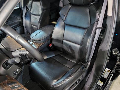 Used 2013 Acura MDX w/ Technology & Entertainment AWD/4WD image 18