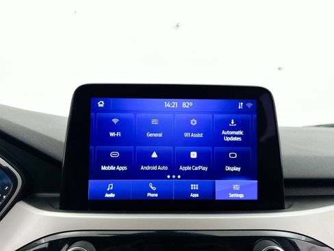 Used 2021 Ford Escape SE FWD image 18
