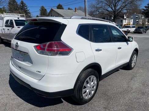 Used 2016 Nissan Rogue S w/ Appearance Package image 6