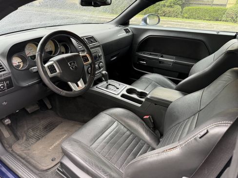 Used 2013 Dodge Challenger R/T RWD image 12