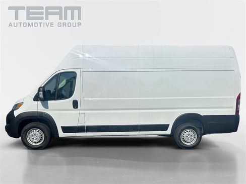 New 2024 RAM ProMaster 3500 w/ Convenience Group image 4