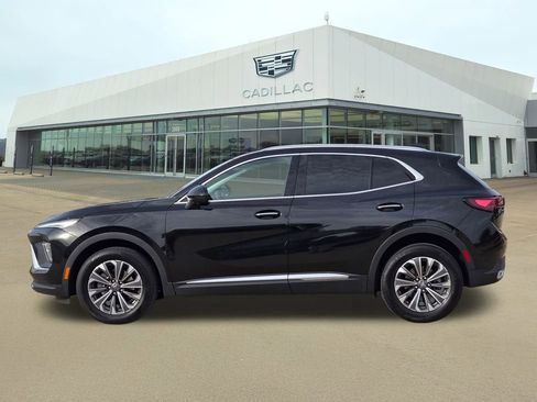 Used 2025 Buick Envision Preferred image 3