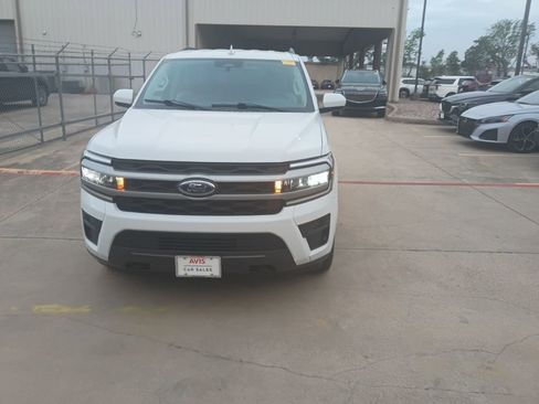 Used 2023 Ford Expedition Max XLT AWD/4WD image 5