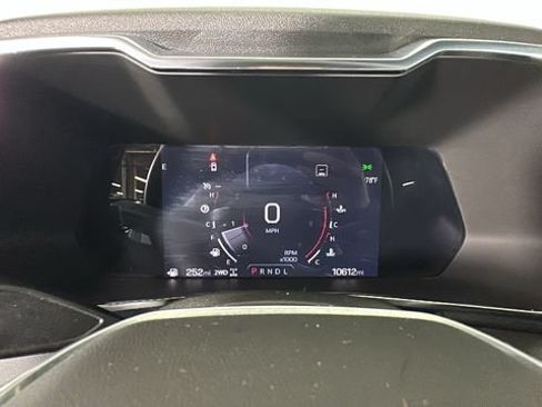 Used 2023 GMC Canyon Elevation w/ Convenience Package AWD/4WD image 17