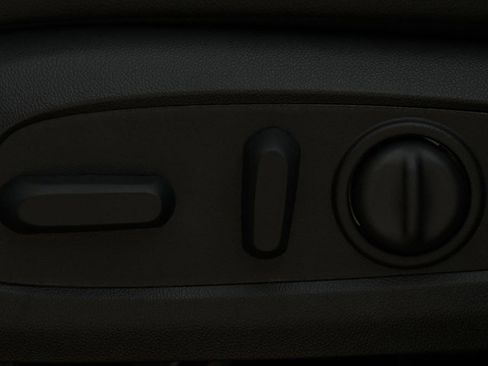 New 2026 Chevrolet TrailBlazer RS w/ Convenience Package FWD image 24