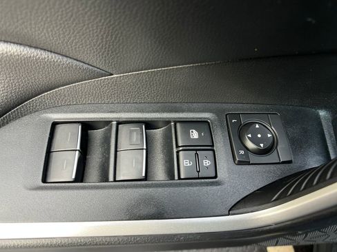 Used 2024 Toyota RAV4 XLE w/ Convenience Package image 12