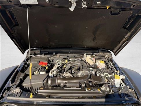 Used 2024 Jeep Wrangler Unlimited Rubicon w/ Technology Group image 25