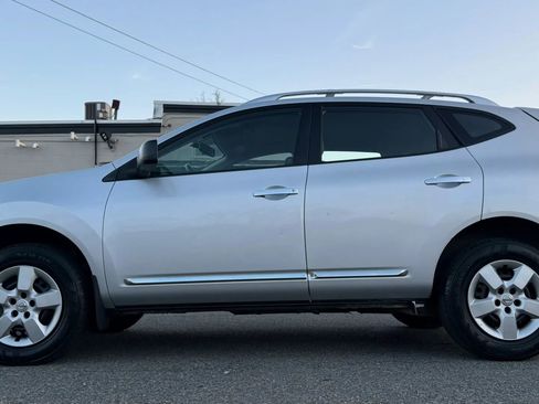 Used 2014 Nissan Rogue S w/ Convenience Package AWD/4WD image 7