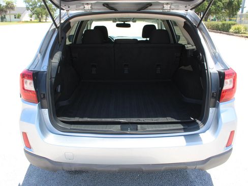 Used 2016 Subaru Outback 2.5i Premium AWD/4WD image 32
