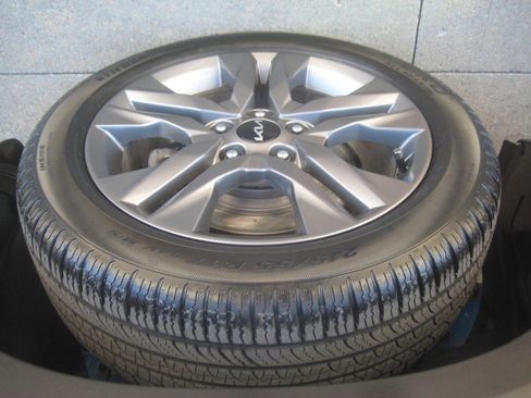 Used 2022 Kia Seltos LX image 11