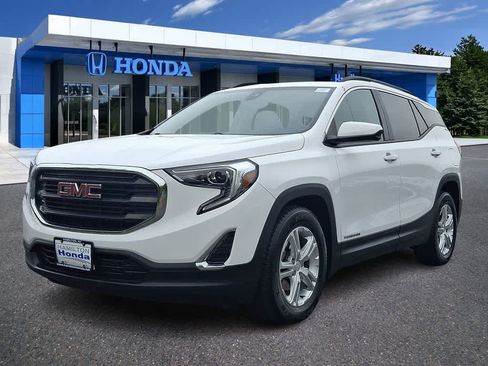 Used 2020 GMC Terrain SLE w/ Driver Convenience Package FWD image 1