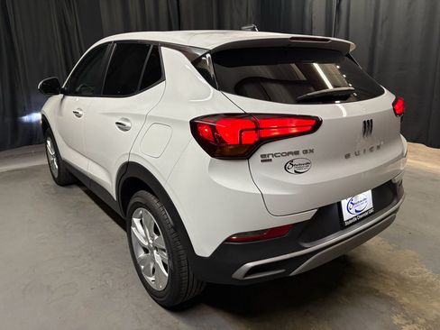 Used 2025 Buick Encore GX Preferred AWD/4WD image 7