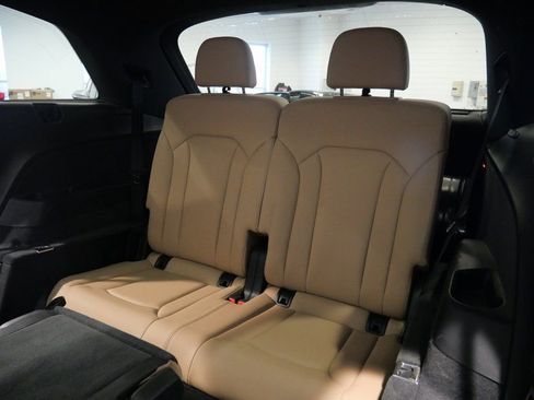 Used 2022 Audi Q7 3.0T Premium Plus image 24