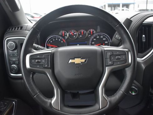 Used 2021 Chevrolet Silverado 1500 LT w/ Z71 Off-Road Package image 18