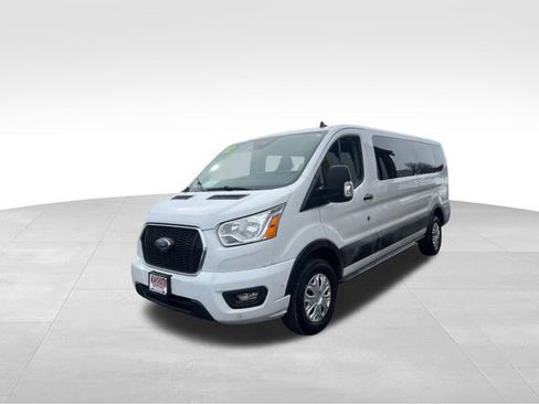 Used 2022 Ford Transit 350 XLT image 3