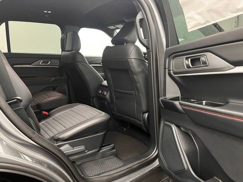 New 2026 Ford Explorer ST-Line image 32