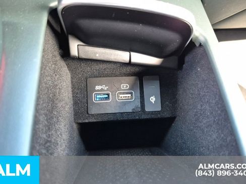 Used 2023 Genesis GV70 2.5T w/ Advanced Package image 33