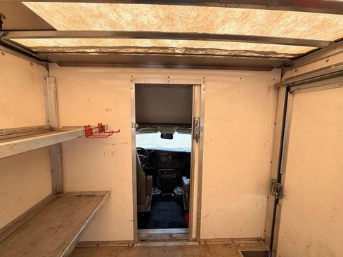 Used 2022 Chevrolet Express 3500 w/ Power Convenience Package RWD image 27