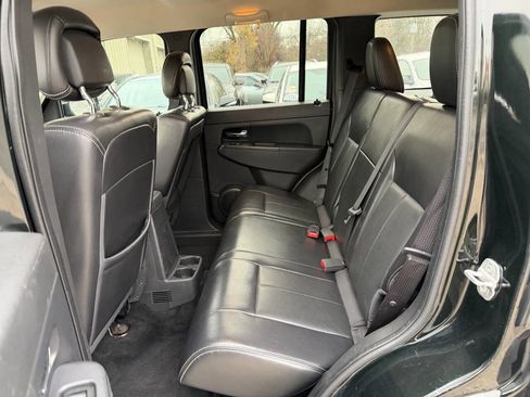 Used 2012 Jeep Liberty Sport image 21