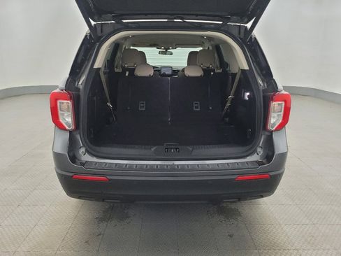 Used 2020 Ford Explorer XLT w/ Comfort Package image 29