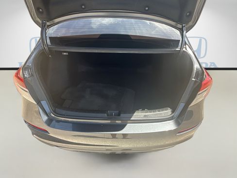 Certified 2022 Honda Civic Sport image 25